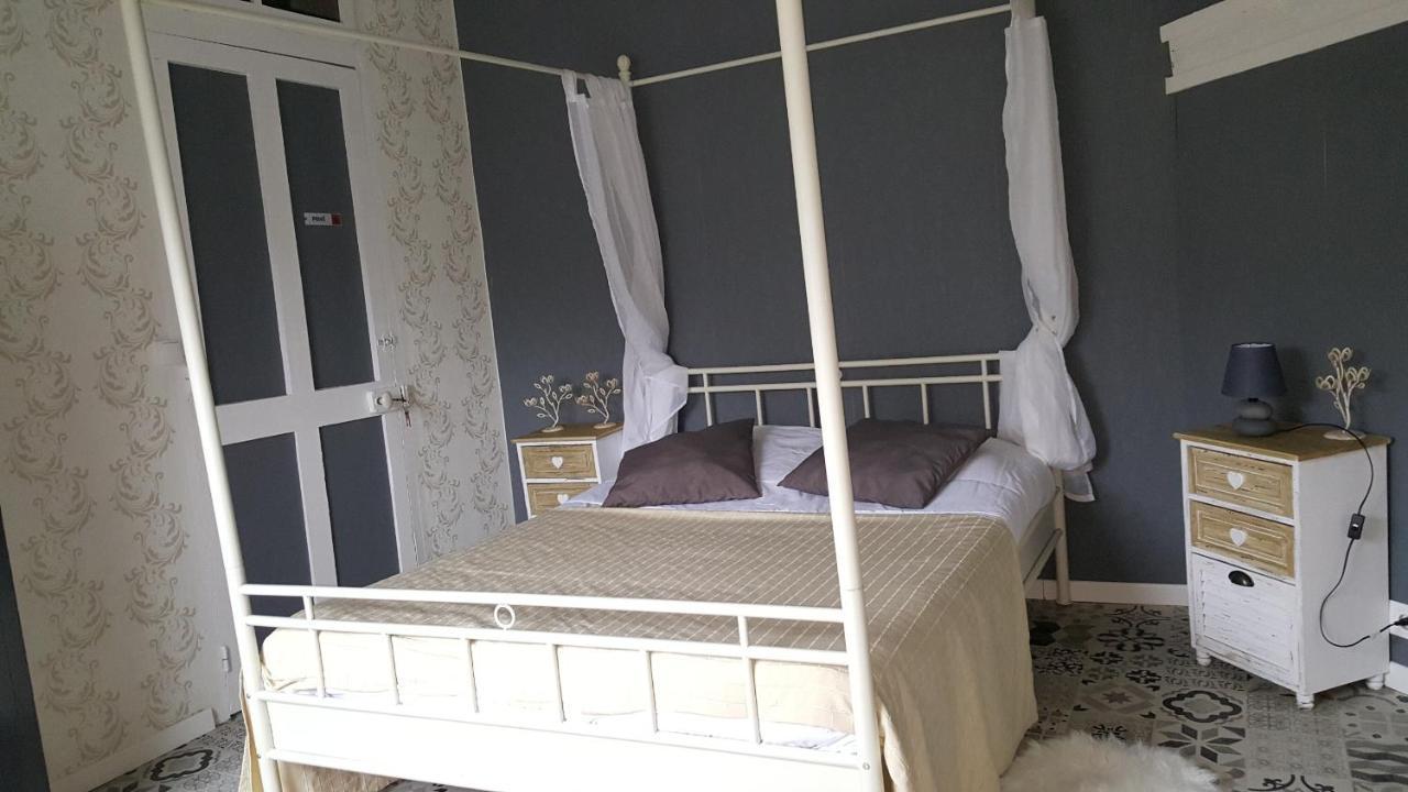 Gite 3 Du Chateau De Feschaux Villeneuve-sous-Pymont Esterno foto